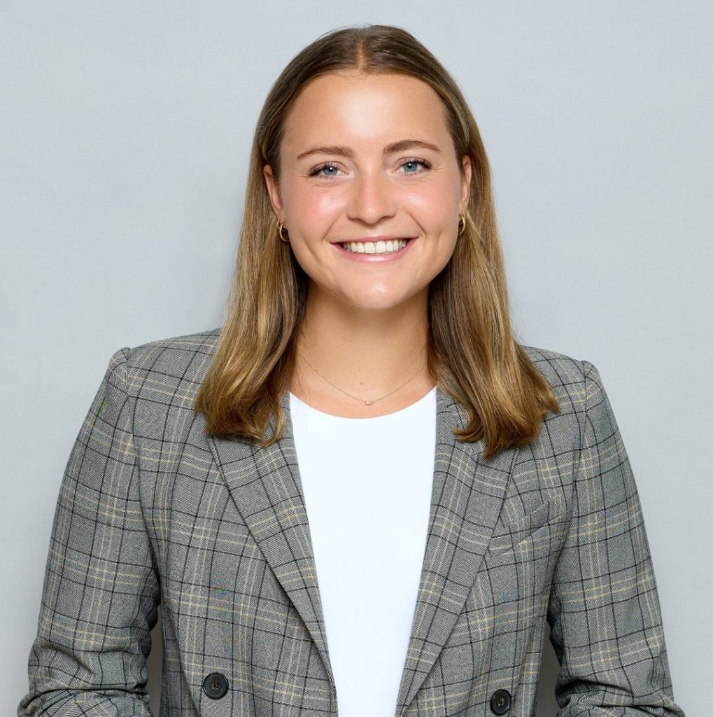 Jessica Adams